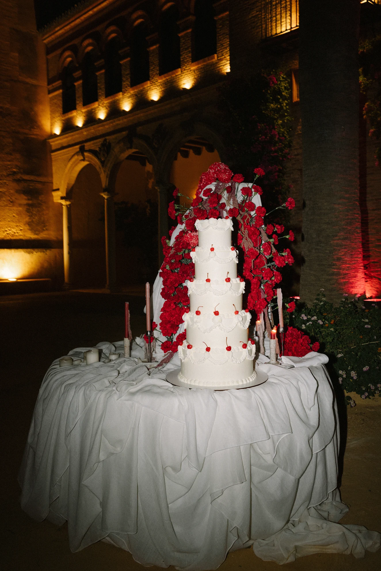 corte-tarta-catering-bodas-sevilla-2026
